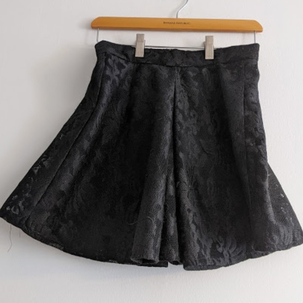 Whyte Eyelash Black Lace Skater Skirt Size S